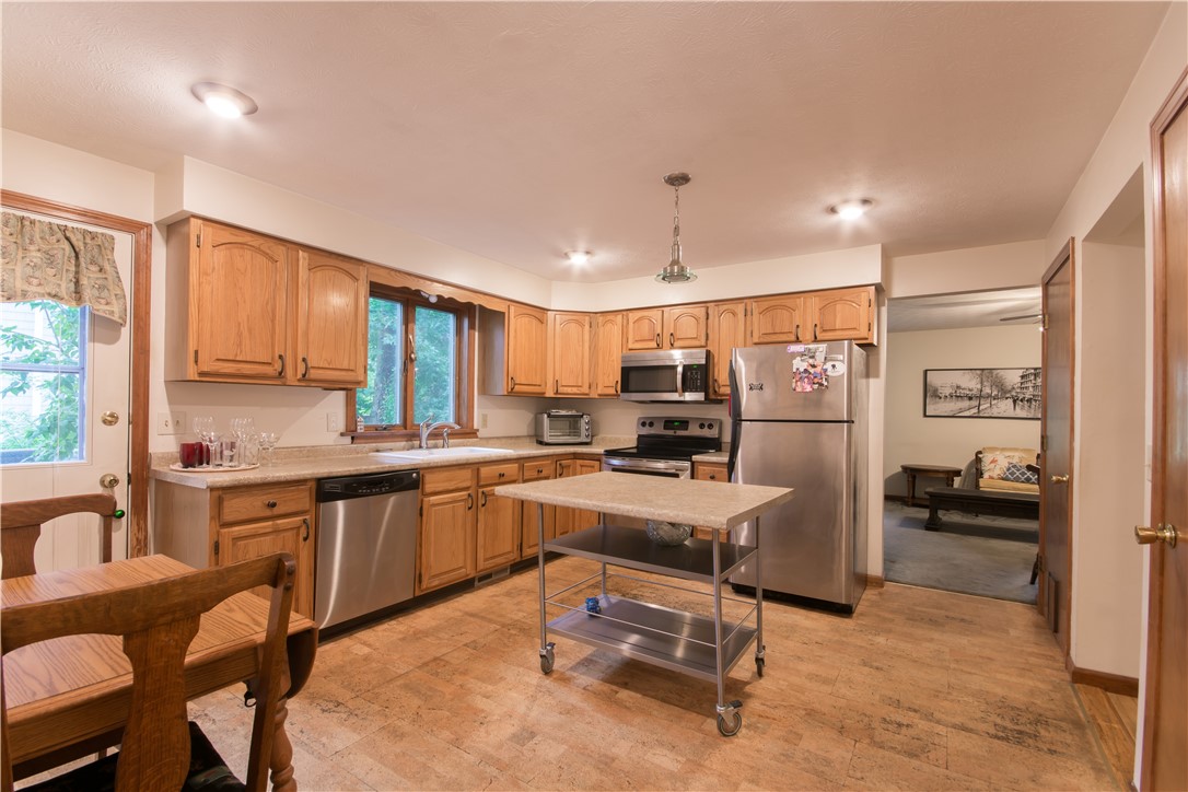 45 Lakeside Drive Narragansett, RI 02882 - Photo 26 of 39