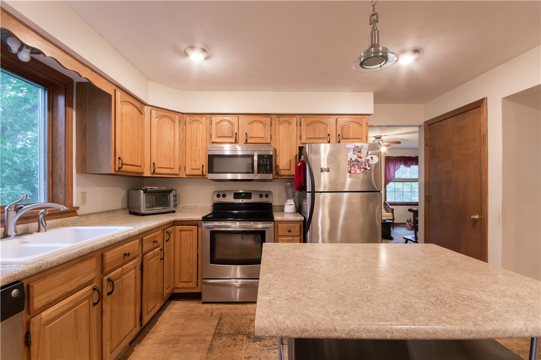 45 Lakeside Drive Narragansett, RI 02882 - Photo 28 of 39