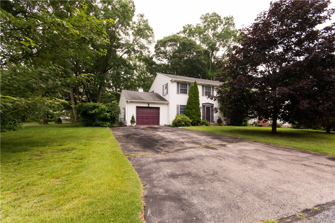 45 Lakeside Drive Narragansett, RI 02882 - Photo 3 of 39