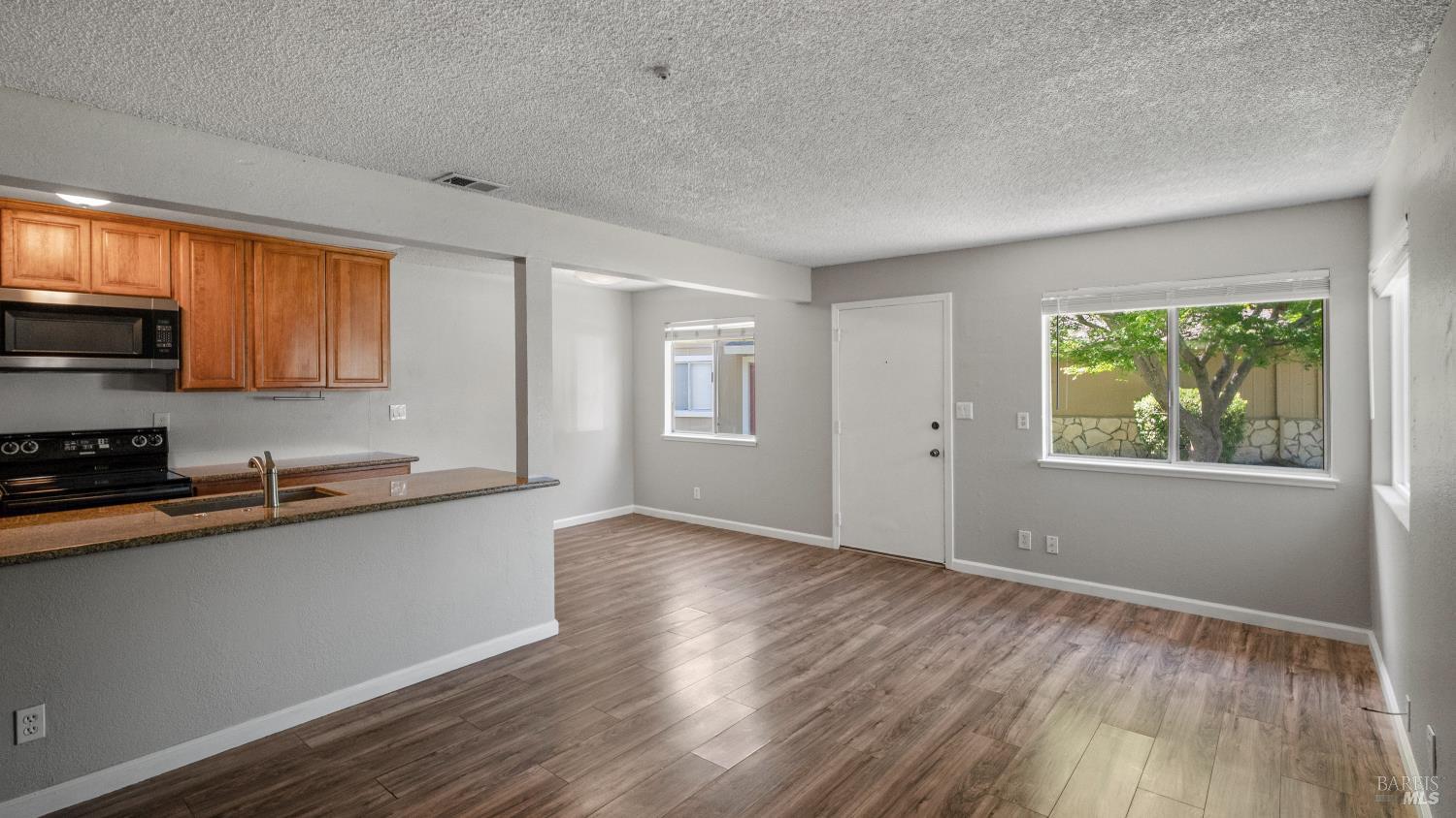 2521 Coffey Lane Santa Rosa, CA 95403 - Photo 3 of 20