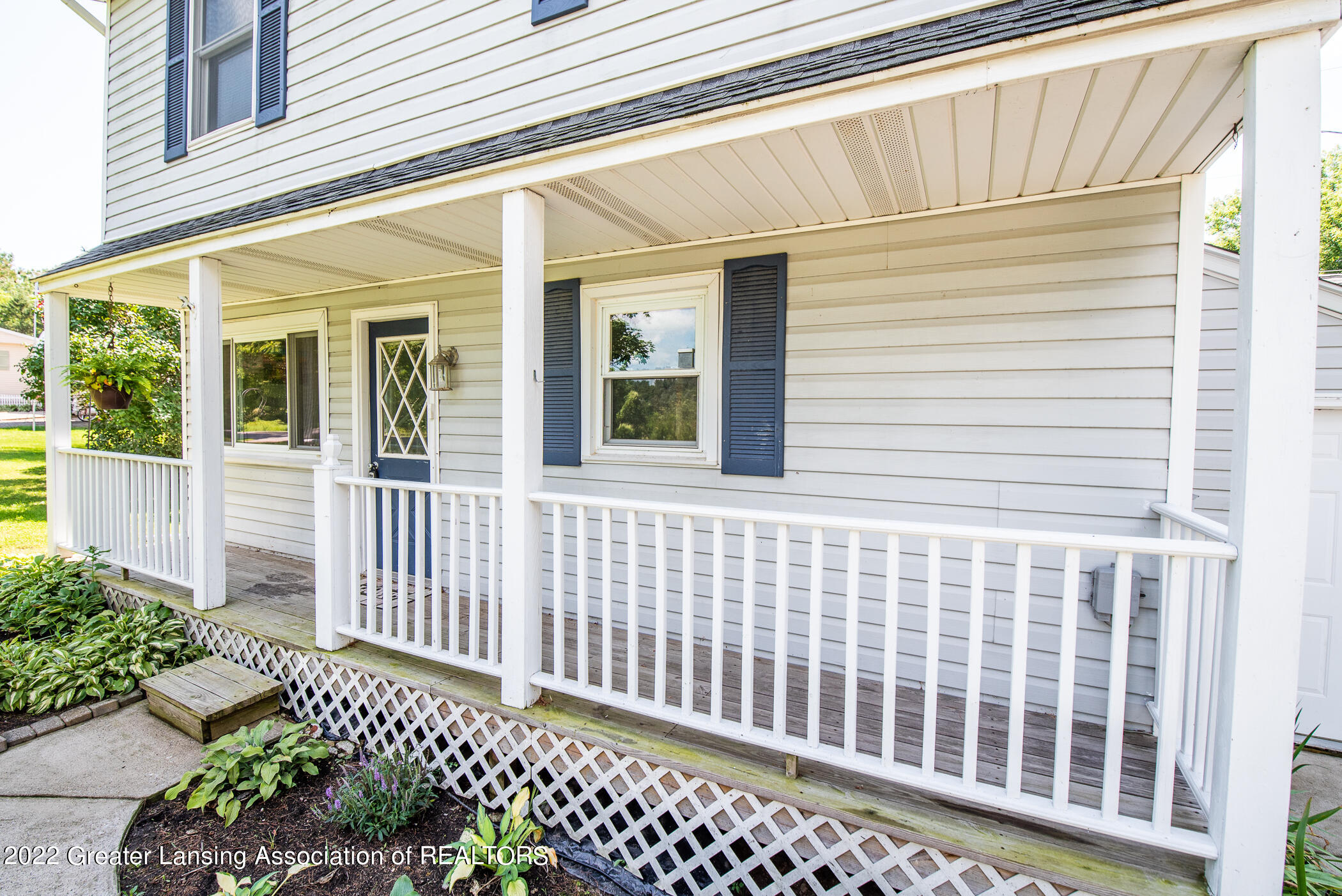 1295 West Columbia Road Mason, MI 48854 - Photo 7 of 51 1295WColumbiaExterior-1