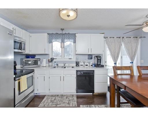 34 Brighton Street Springfield, MA 01118 - Photo 9 of 30 Gallery Image 9