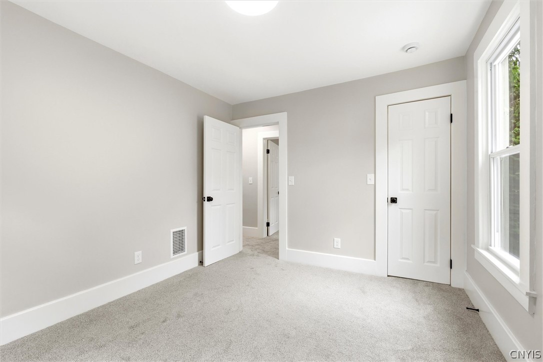 242 Rider Avenue Syracuse, NY 13207 - Photo 29 of 47
