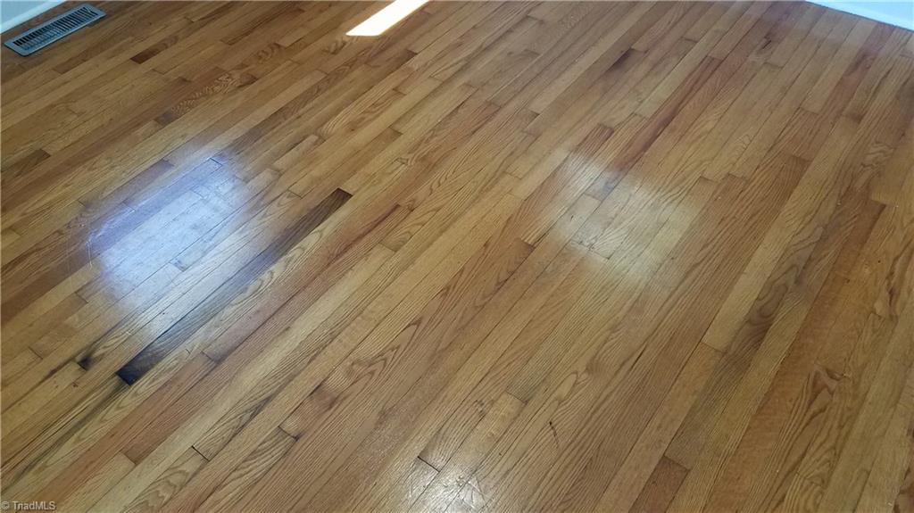 2943 Swallow Road Reidsville, NC 27320 - Photo 5 of 12 Gallery Image 5