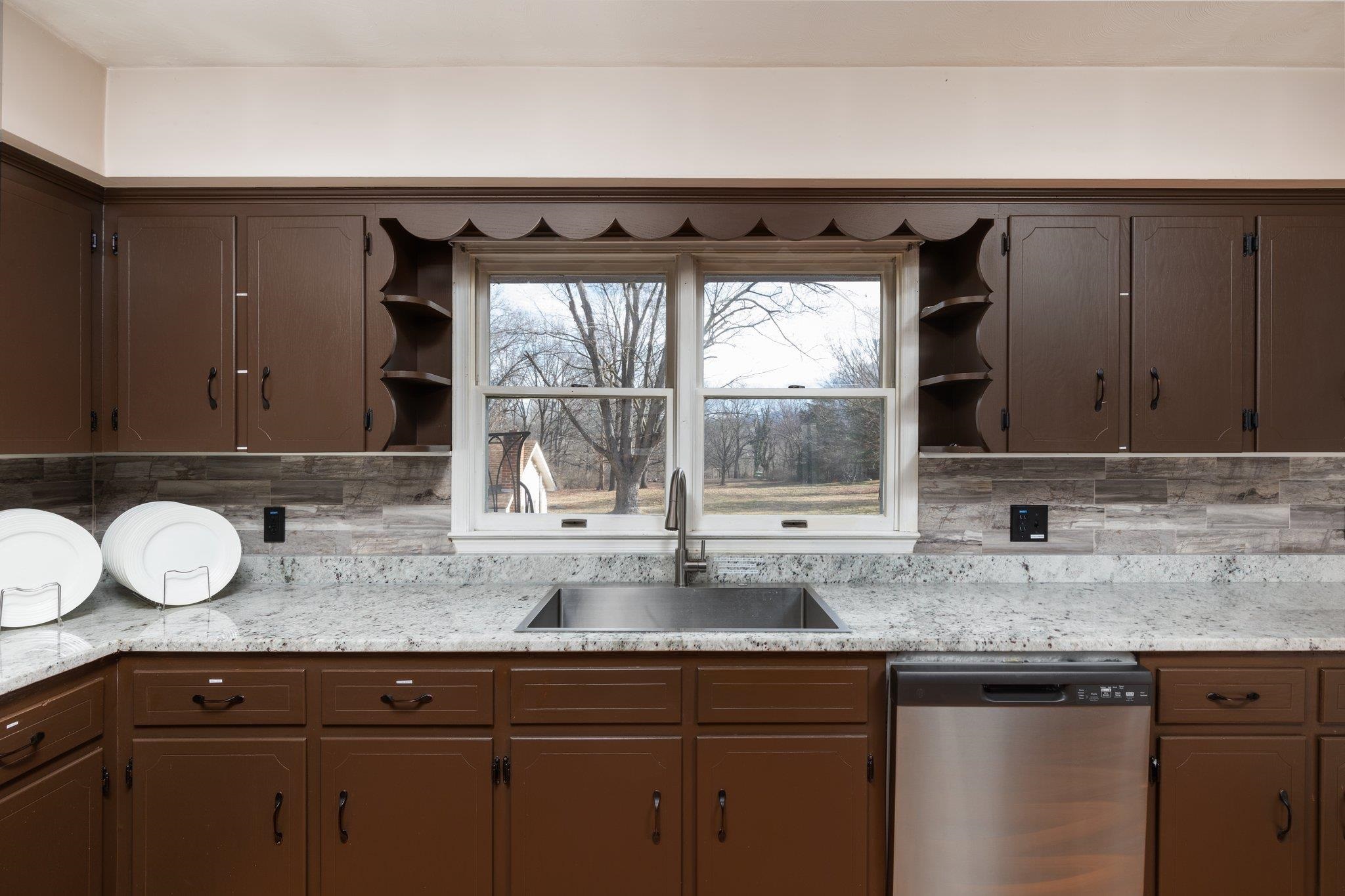 918 Shipyard Road Shenandoah, VA 22849 - Photo 16 of 49 Gallery Image 16