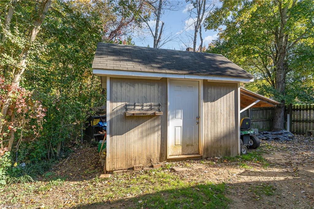 3205 Timberwolf Avenue High Point, NC 27265 - Photo 25 of 27 Gallery Image 25