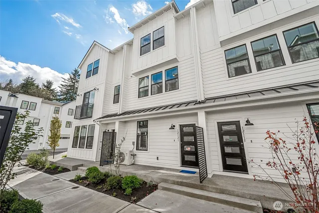 $499,950 | 12079 127th Avenue East, Unit 54, Puyallup, WA 98374