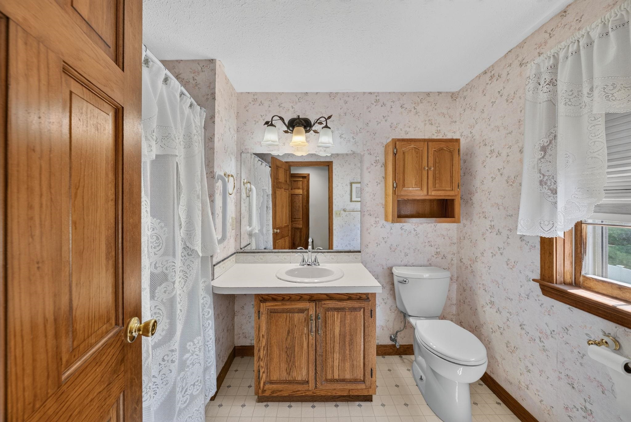 177 Ridge Road Nashua, NH 03062 - Photo 26 of 49
