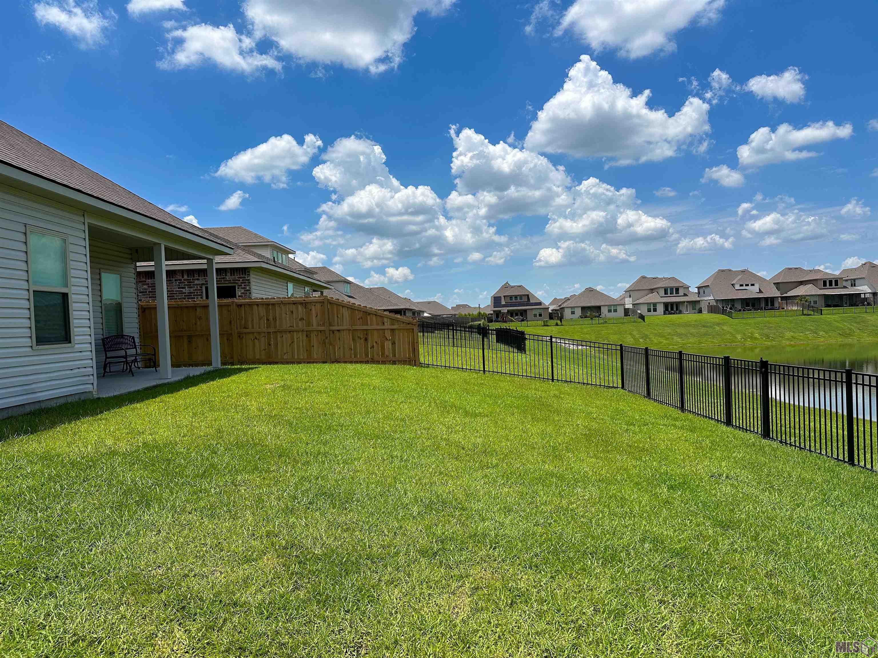 14167 Bellacosa Avenue Baton Rouge, LA 70817 - Photo 2 of 19