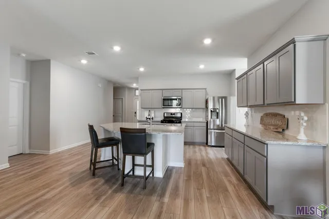 $2,500 | 14167 Bellacosa Avenue, Baton Rouge, LA 70817