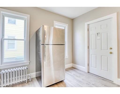 145 Allen Street Springfield, MA 01108 - Photo 3 of 21