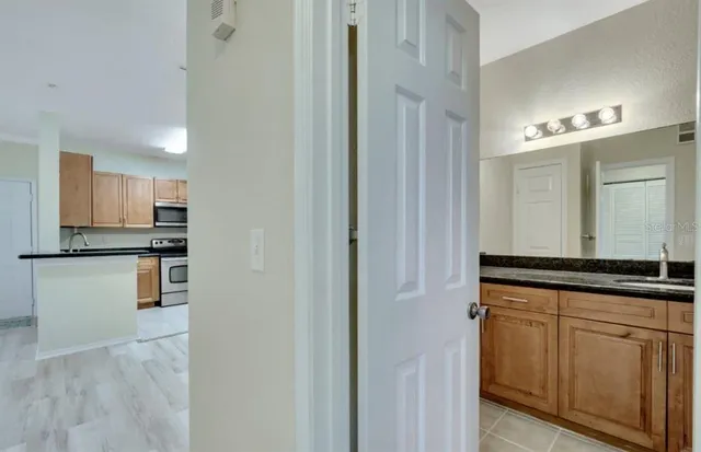 $1,700 | 2528 Robert Trent Jones Drive, Unit 1622, Orlando, FL 32835