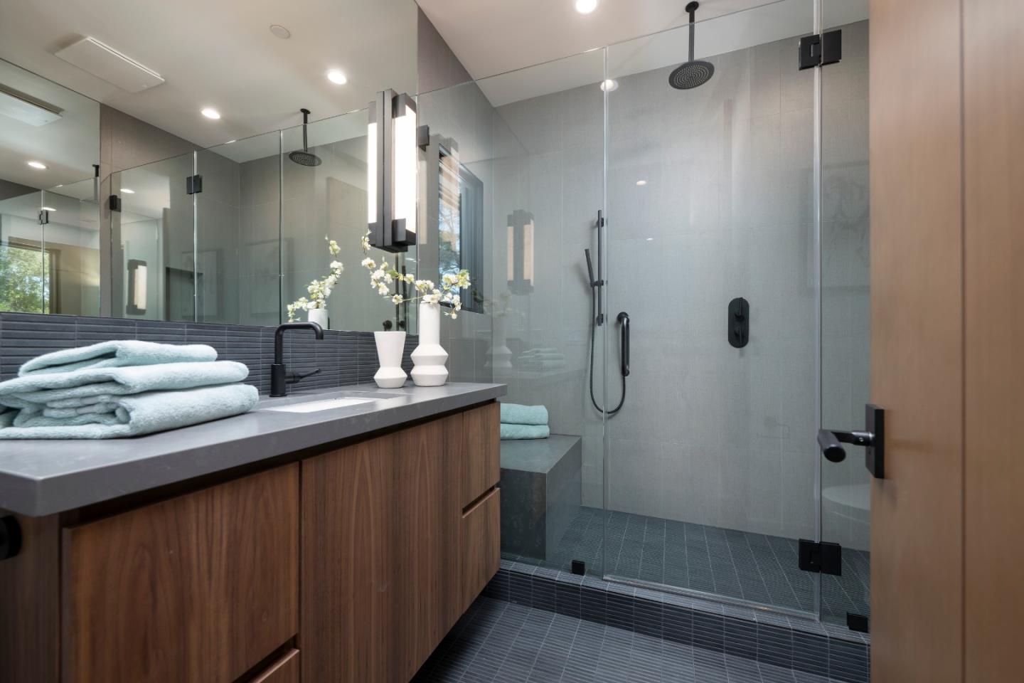 655 Hayne Road Hillsborough, CA 94010 - Photo 25 of 62 Gallery Image 25