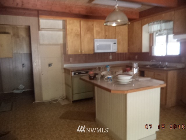 133 Sunstone Road Packwood, WA 98361 - Photo 5 of 10 Gallery Image 5