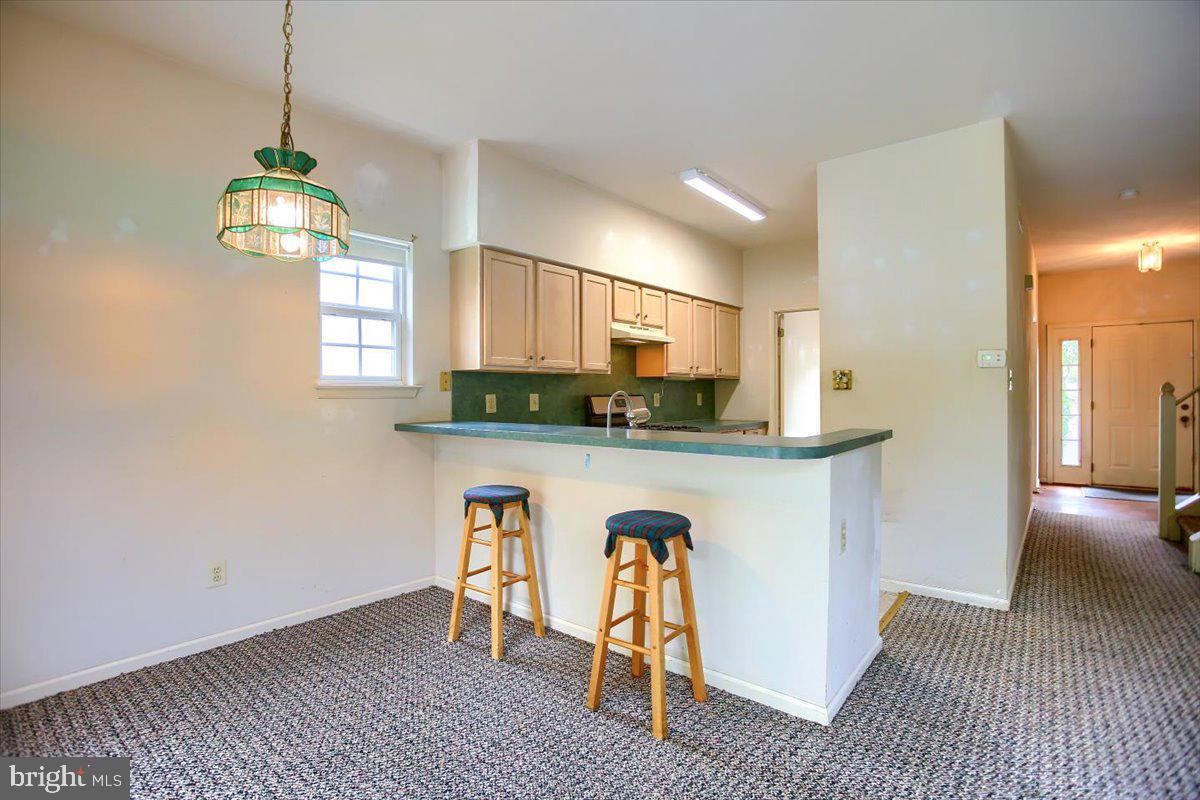 46 Country Road Perkasie, PA 18944 - Photo 13 of 45 Breakfast Room