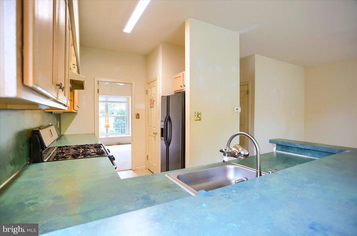 46 Country Road Perkasie, PA 18944 - Photo 15 of 45 Kitchen