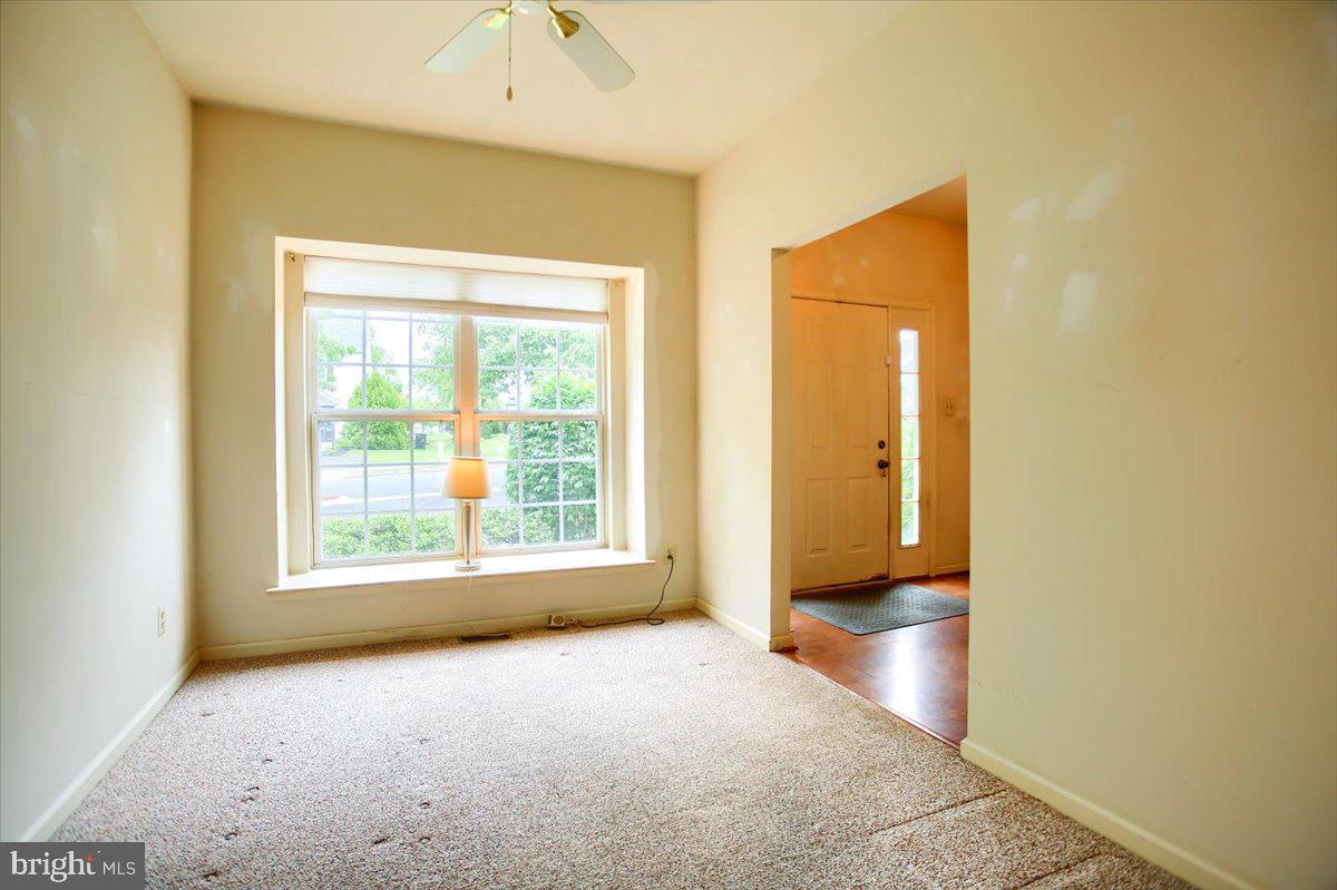 46 Country Road Perkasie, PA 18944 - Photo 7 of 45 Dining Room