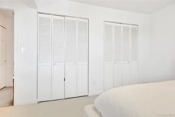 $684,900 | 229-09 69th Avenue, Unit 77 | Oakland Gardens