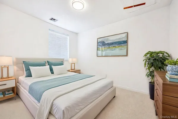 $684,900 | 229-09 69th Avenue, Unit 77 | Oakland Gardens