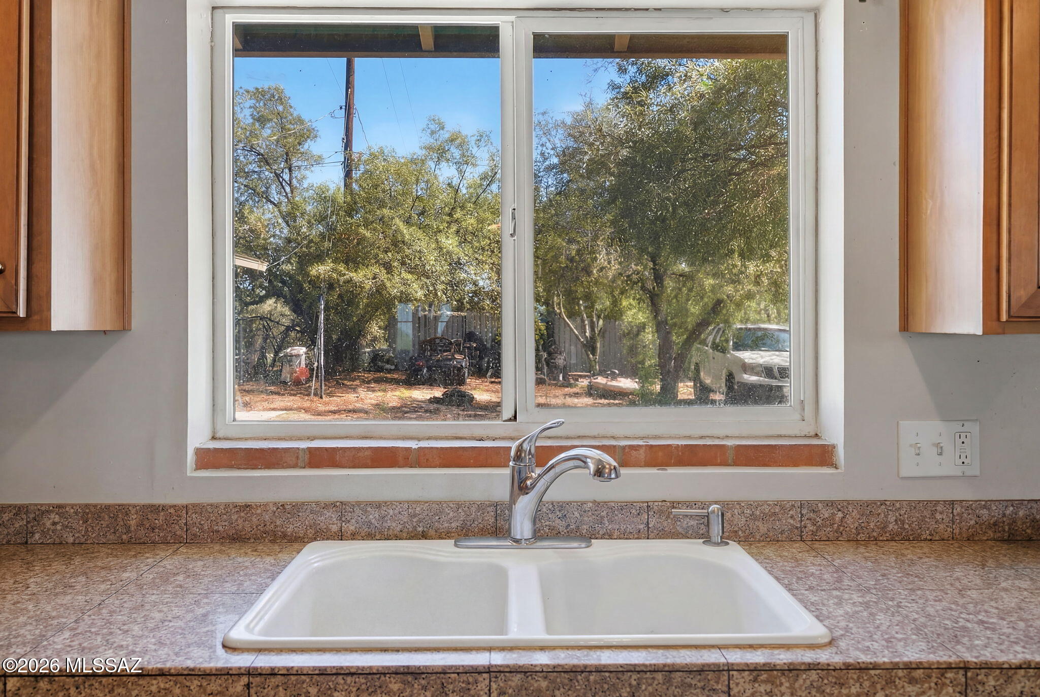 725 South Gollob Road Tucson, AZ 85710 - Photo 13 of 42