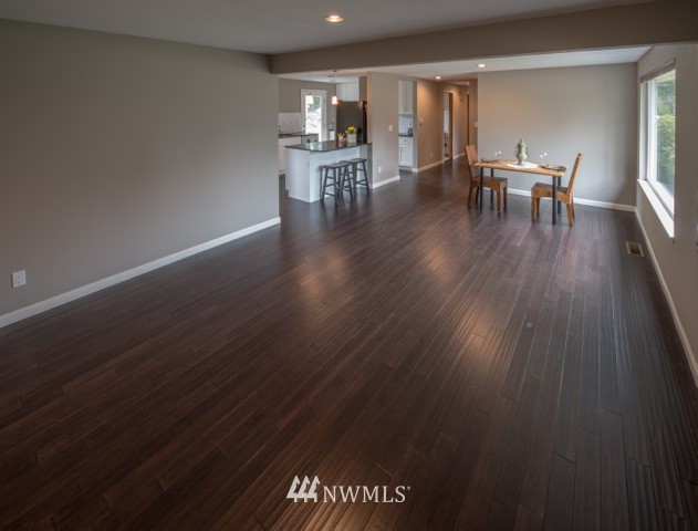970 Union Avenue Northeast Renton, WA 98059 - Photo 7 of 22 Gallery Image 7