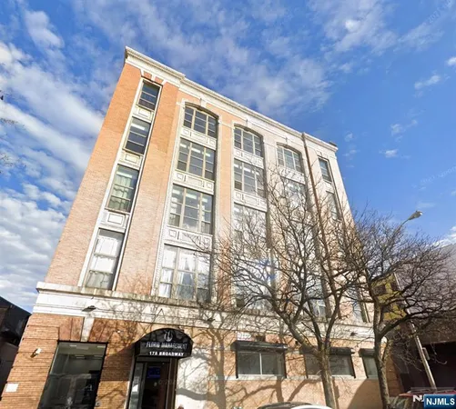 $280,000 | 175 Broadway, Unit 205, Paterson, NJ 07501