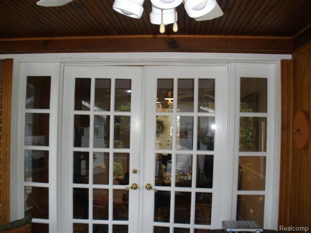 2667 Pembroke Road Birmingham, MI 48009 - Photo 7 of 18 P1010713