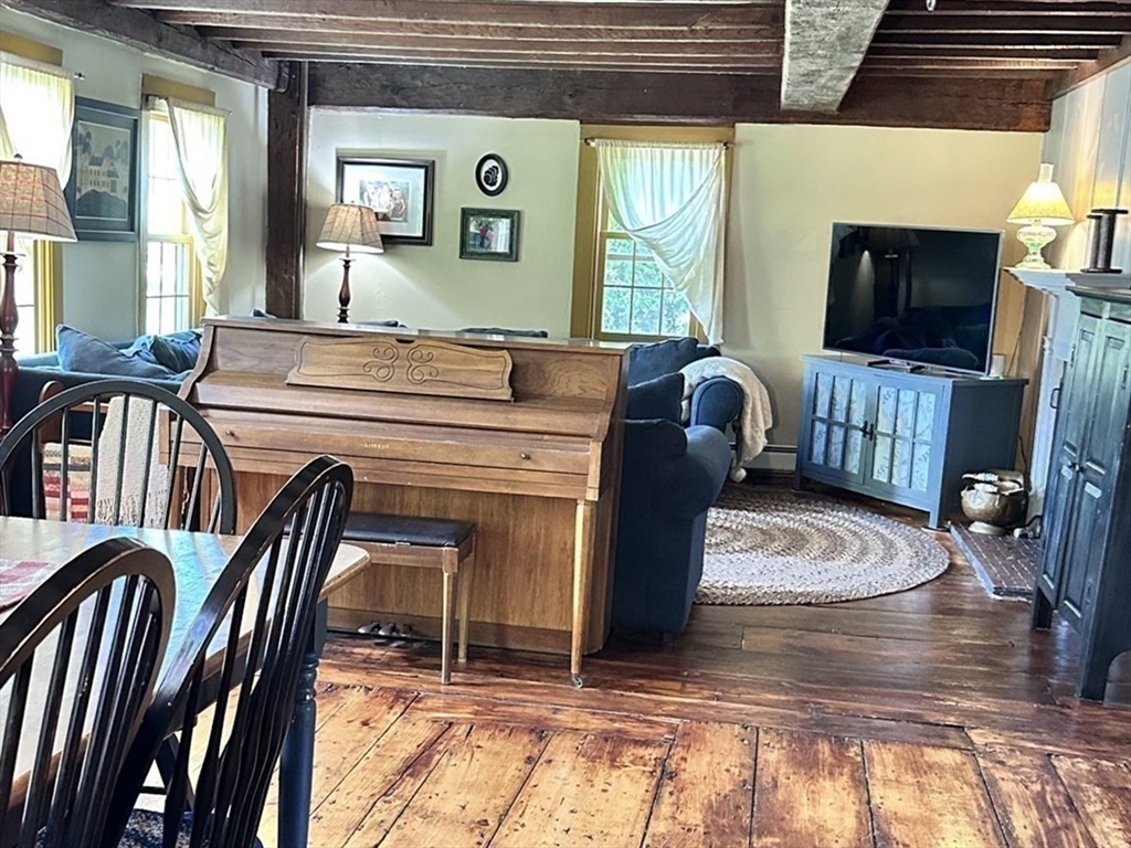 5 Putnam Hill Road Sutton, MA 01590 - Photo 14 of 42