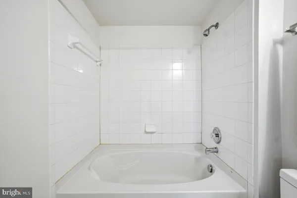 $392,000 | 7915 Eastern Avenue Northwest, Unit 1208, Silver Spring, MD 20910
