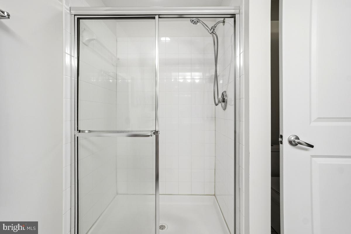 7915 Eastern Avenue Northwest, Unit 1208 Silver Spring, MD 20910 - Photo 21 of 32