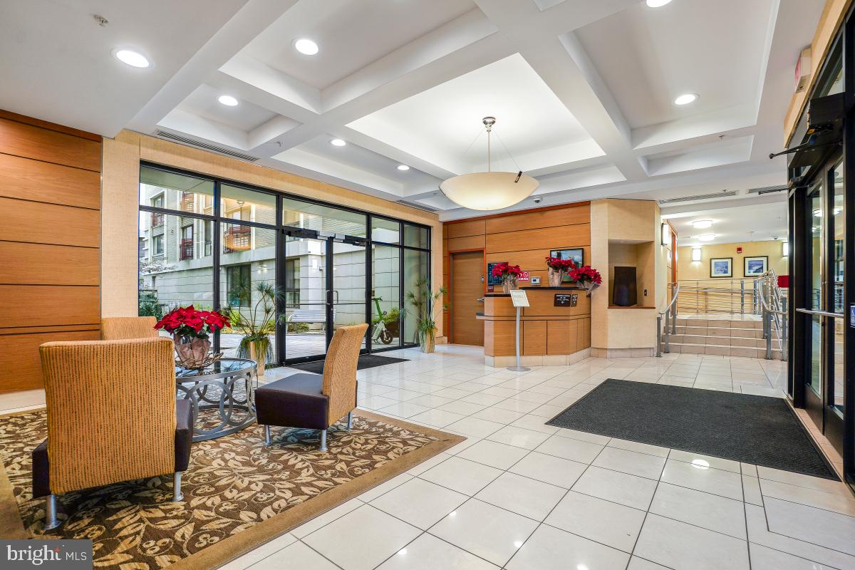 7915 Eastern Avenue Northwest, Unit 1208 Silver Spring, MD 20910 - Photo 4 of 32