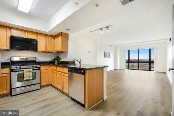 $392,000 | 7915 Eastern Avenue Northwest, Unit 1208, Silver Spring, MD 20910