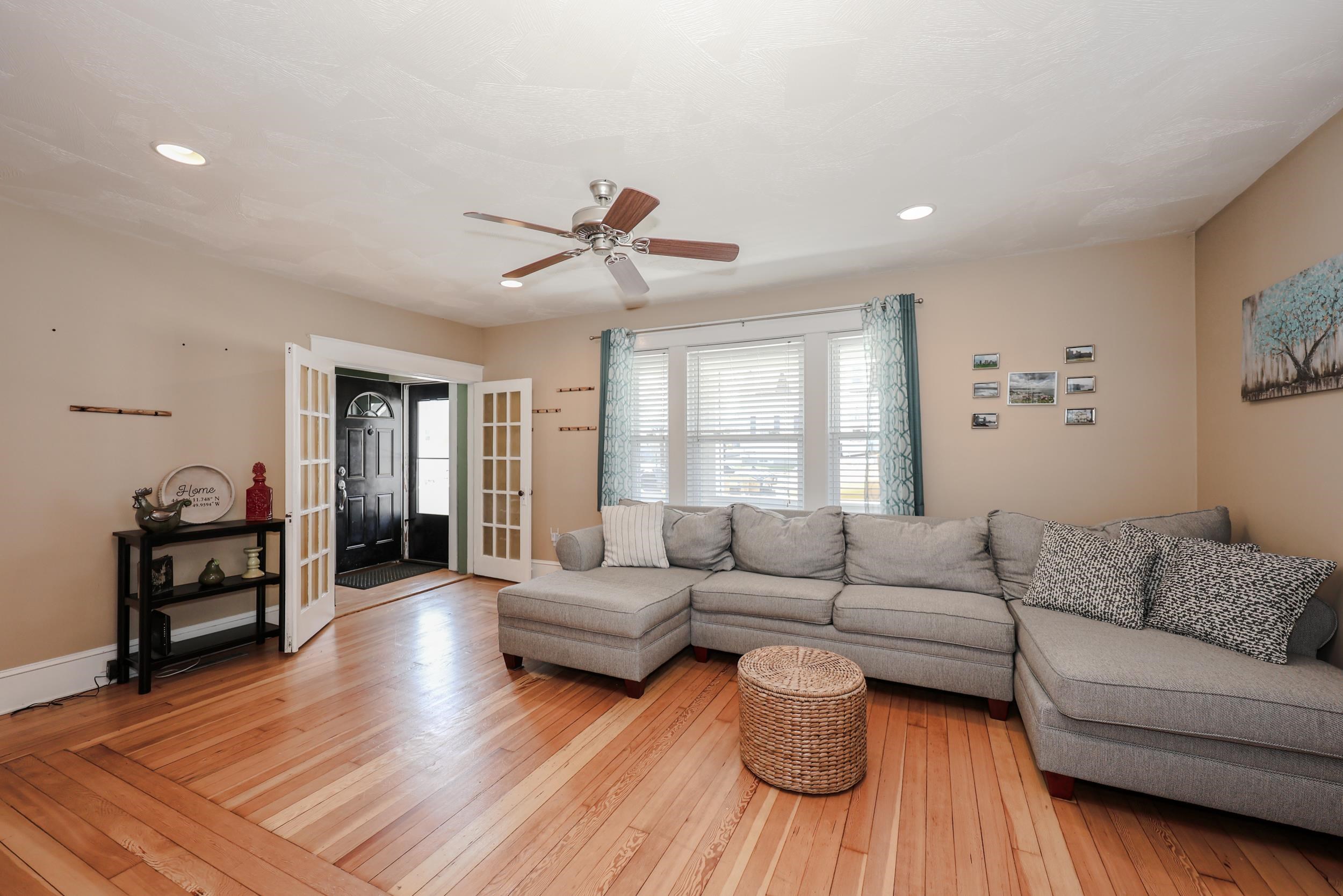 199 Morgan Street Manchester, NH 03102 - Photo 3 of 32