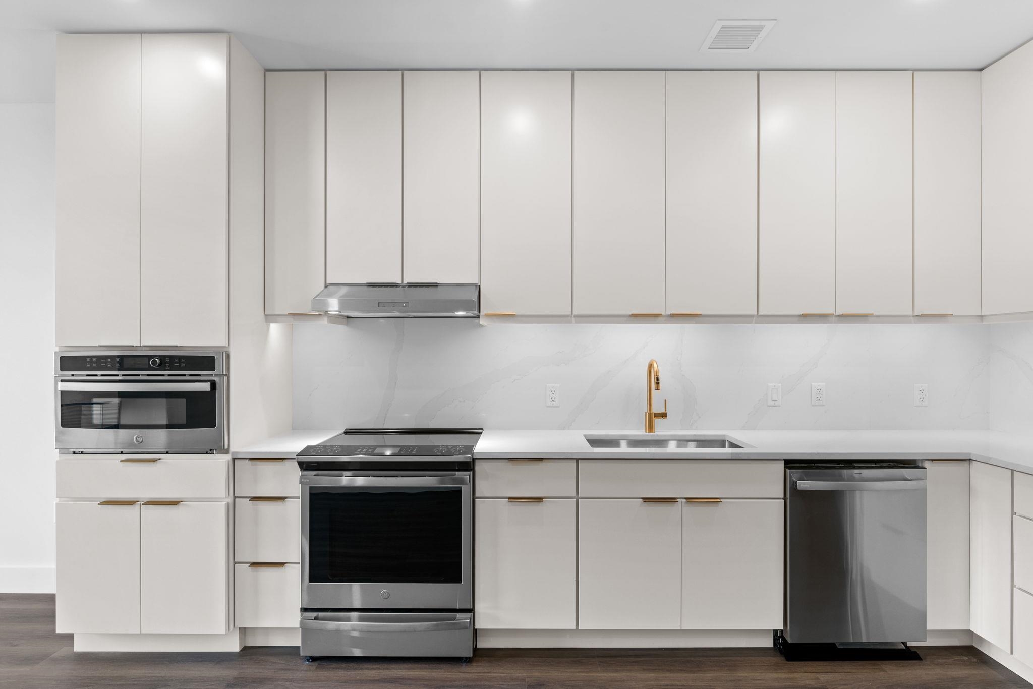 125 Cambrian Way, Unit 608 Burlington, VT 05401 - Photo 4 of 36