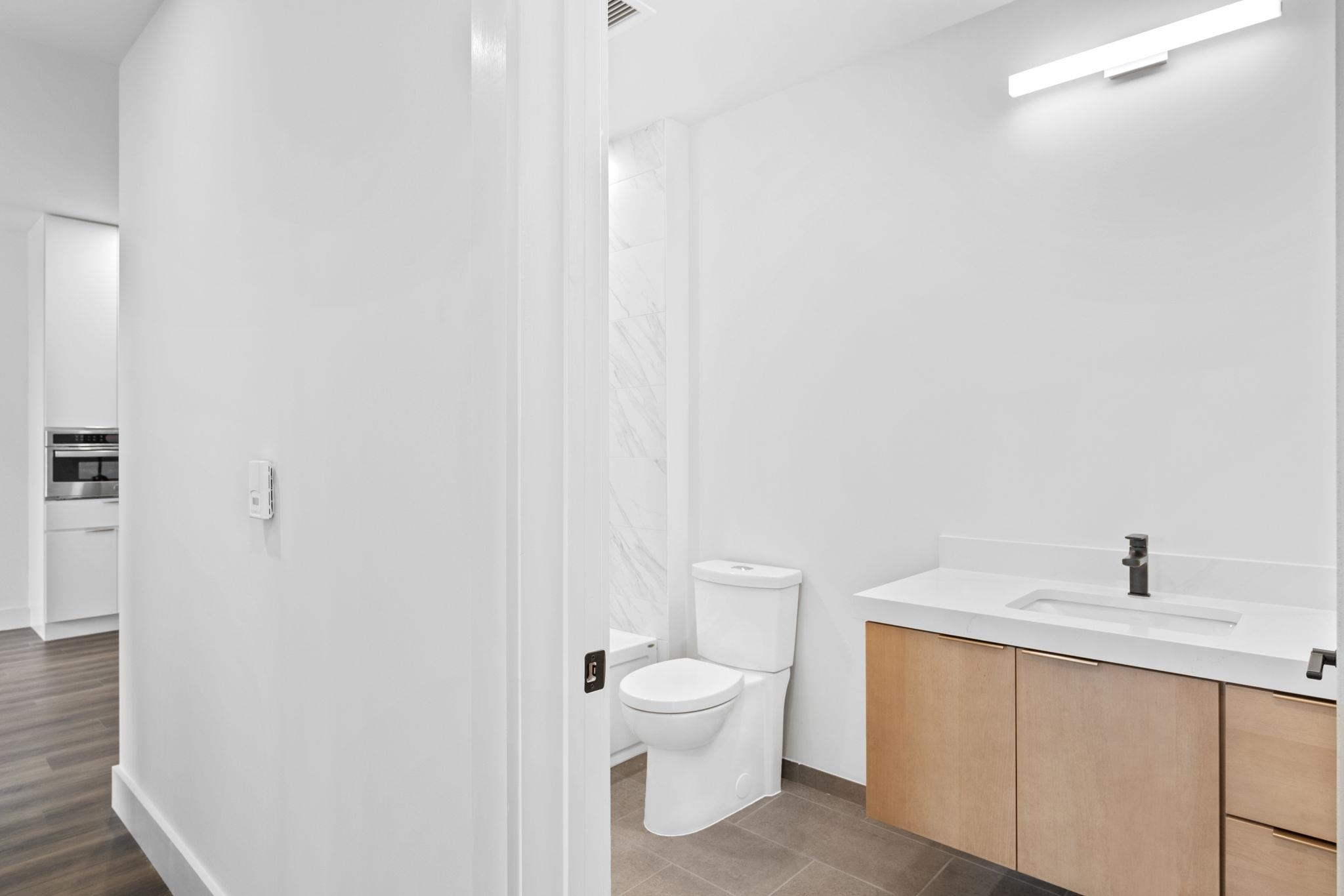 125 Cambrian Way, Unit 608 Burlington, VT 05401 - Photo 8 of 36