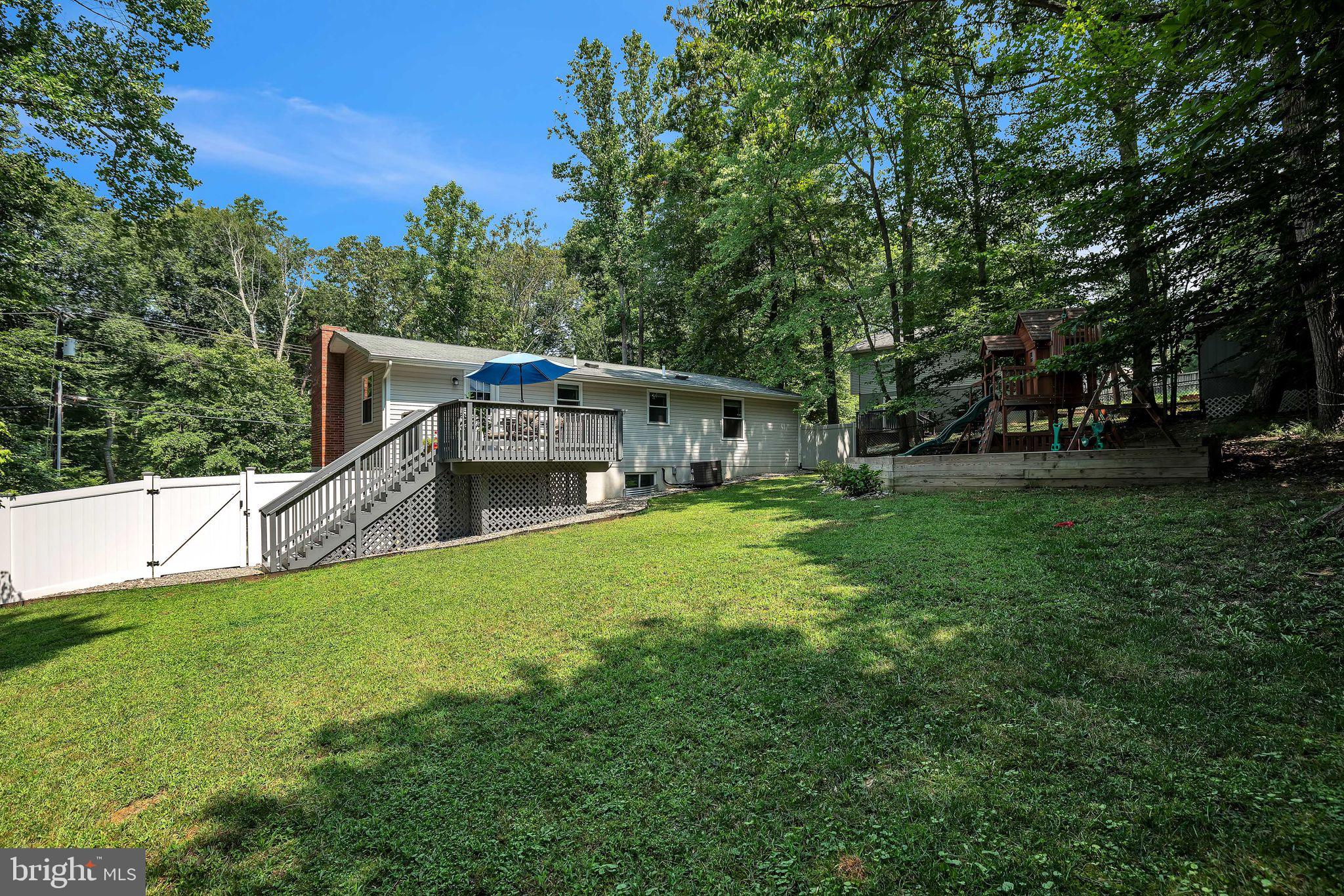 218 Thunderbird Drive Lusby, MD 20657 - Photo 4 of 27 Fenced in backyard