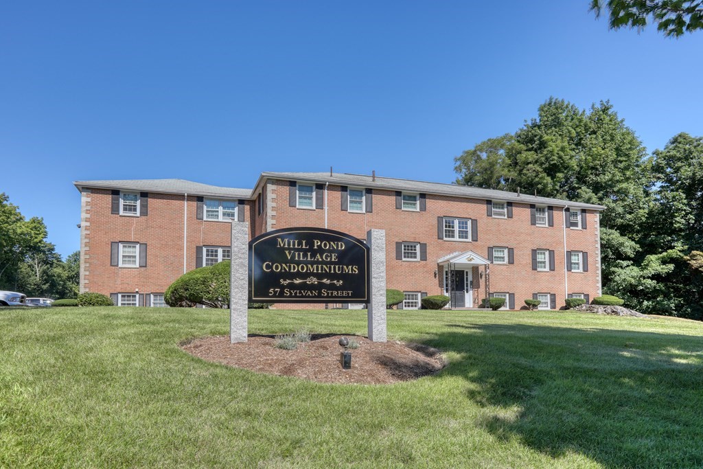 57 Sylvan Street, Unit 3E Danvers, MA 01923 - Photo 1 of 20