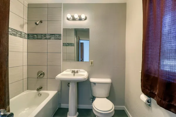 $345,000 | 1707 6th Street South, Moorhead, MN 56560