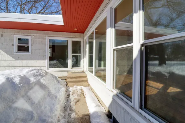 $345,000 | 1707 6th Street South, Moorhead, MN 56560