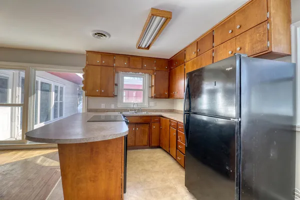 $345,000 | 1707 6th Street South, Moorhead, MN 56560