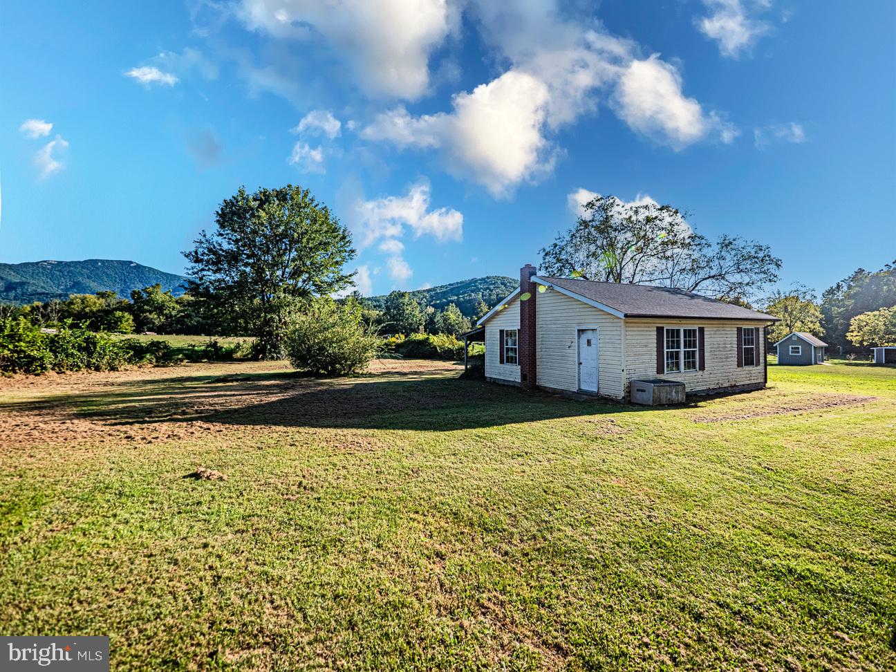 2468 Dry Run Road Luray, VA 22835 - Photo 6 of 48 Gallery Image 6