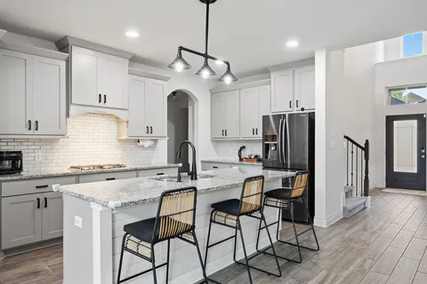 $699,000 | 6600 Llano Stage Trail, Austin, TX 78738