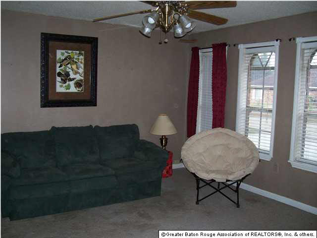 16134 Batavia Avenue Baton Rouge, LA 70817 - Photo 4 of 7 Gallery Image 4