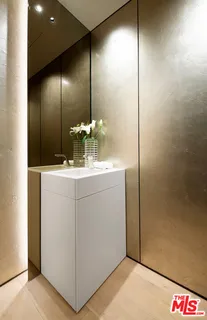 $12,750,000 | 8899 Beverly Boulevard, Unit 5A, West Hollywood, CA 90048