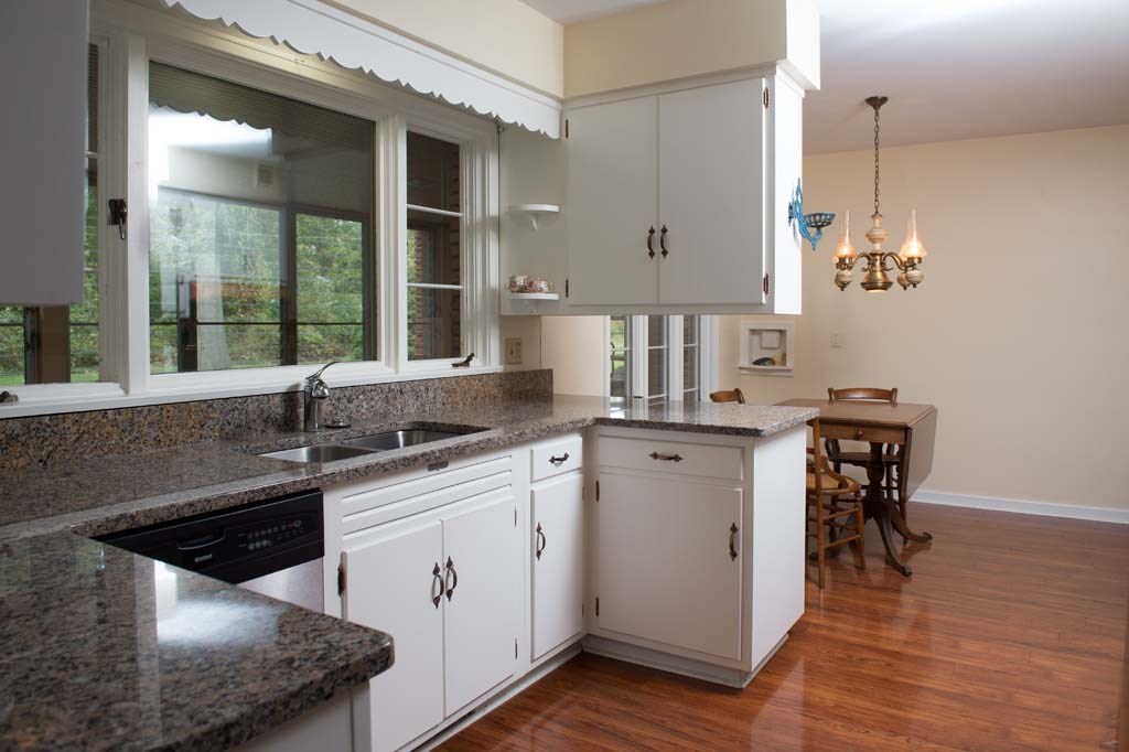 1514 South Hadley Road Fort Wayne, IN 46804 - Photo 15 of 31
