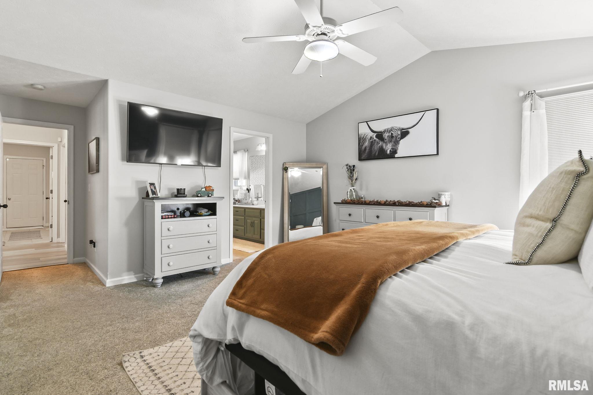 4404 Castle Pines Drive Springfield, IL 62711 - Photo 15 of 35 Gallery Image 15
