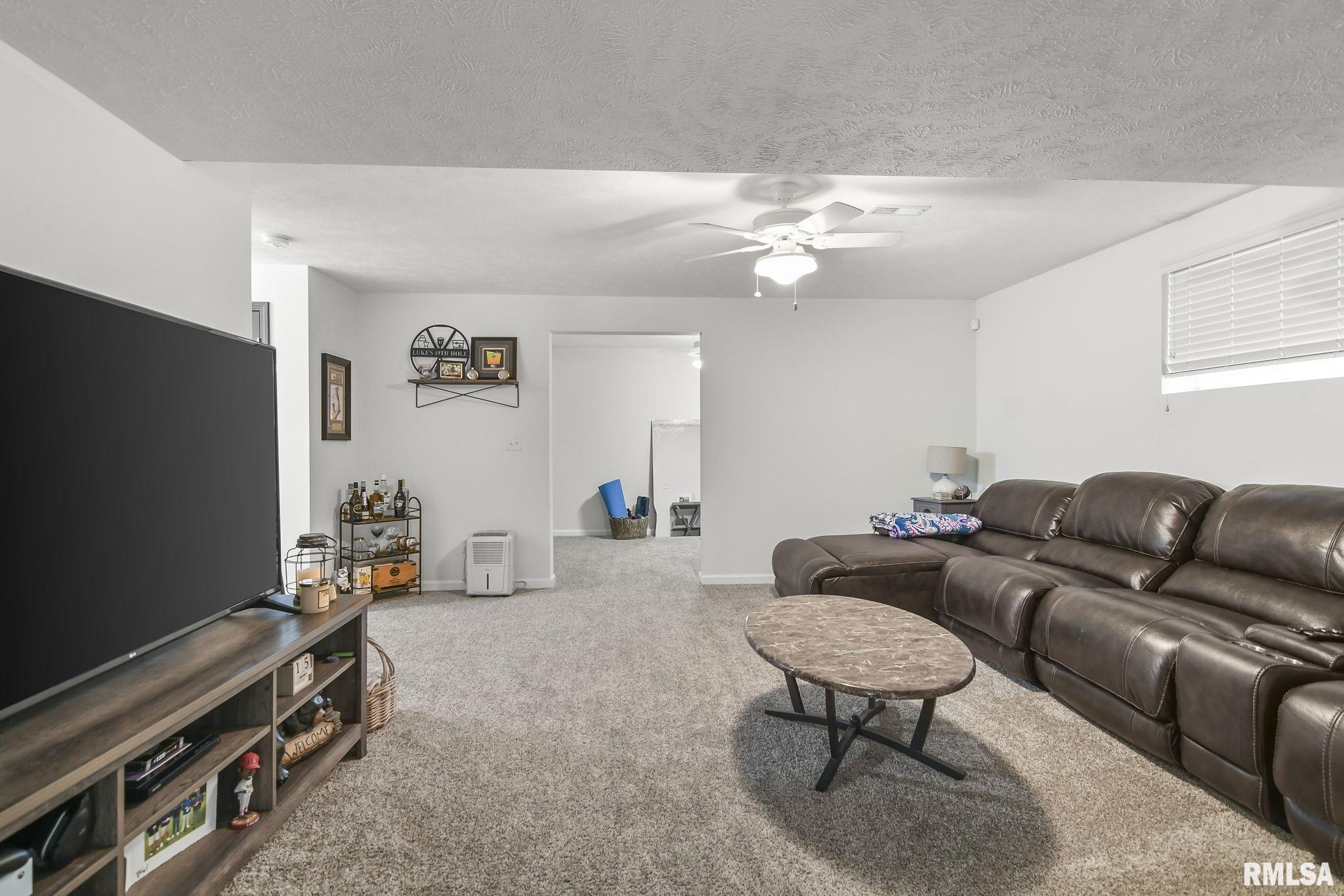 4404 Castle Pines Drive Springfield, IL 62711 - Photo 25 of 35 Gallery Image 25