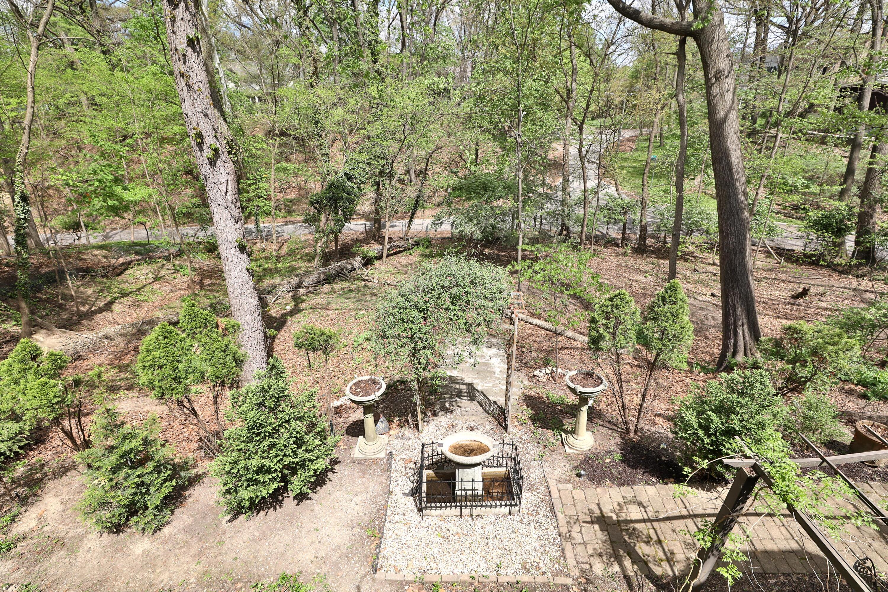 455 Walhalla Road Columbus, OH 43202 - Photo 17 of 71 455-Walhalla-April2026-17