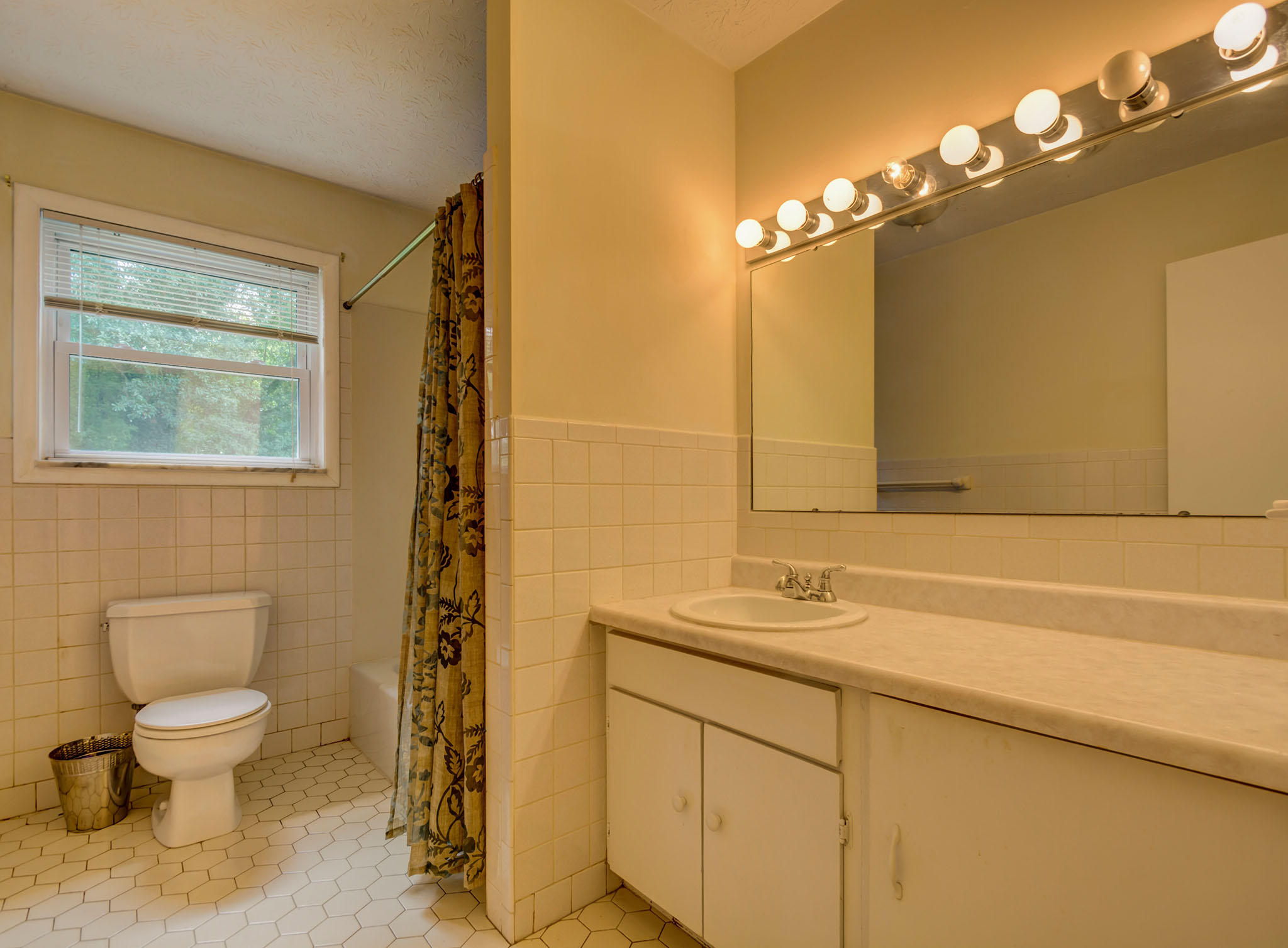 117 Gayle Road Southwest, Unit 2 Knoxville, TN 37922 - Photo 11 of 19 117_Gayle_111