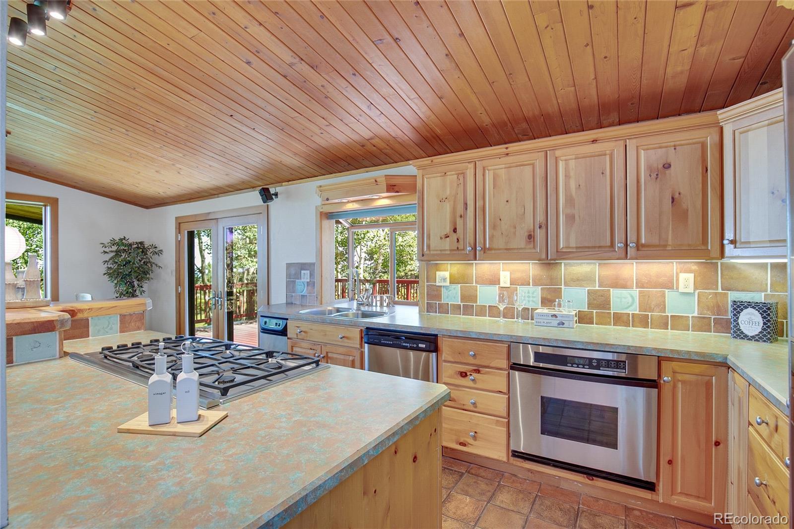 394 Colorow Road Golden, CO 80401 - Photo 13 of 33 Gallery Image 13